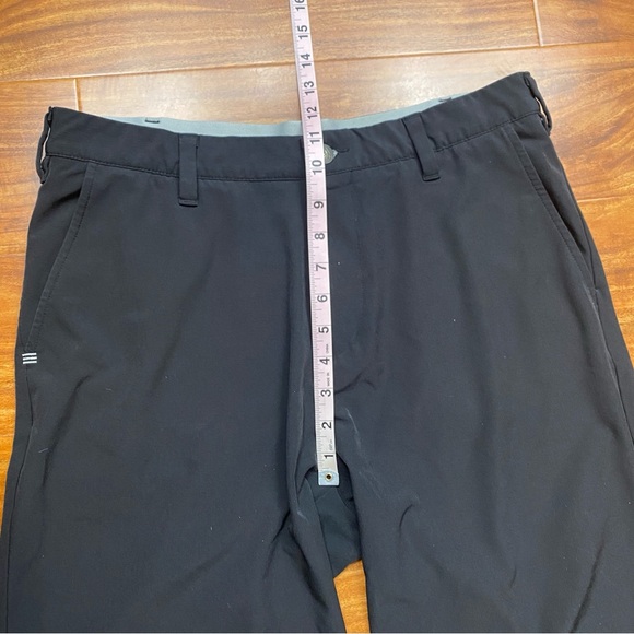 Adidas Men's Black Gray Hybrid 9" Shorts Size 32 Golf Country Club Athleisure - Picture 12 of 13